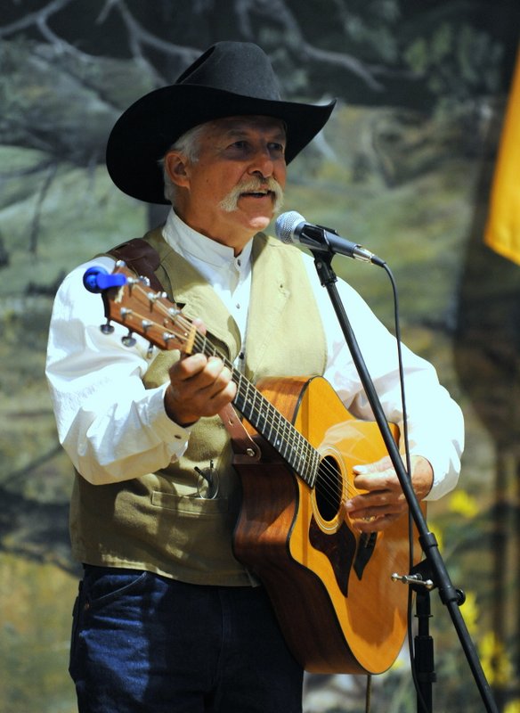 Dennis Russell Cimarron NM Cowboy Gathering August 2016